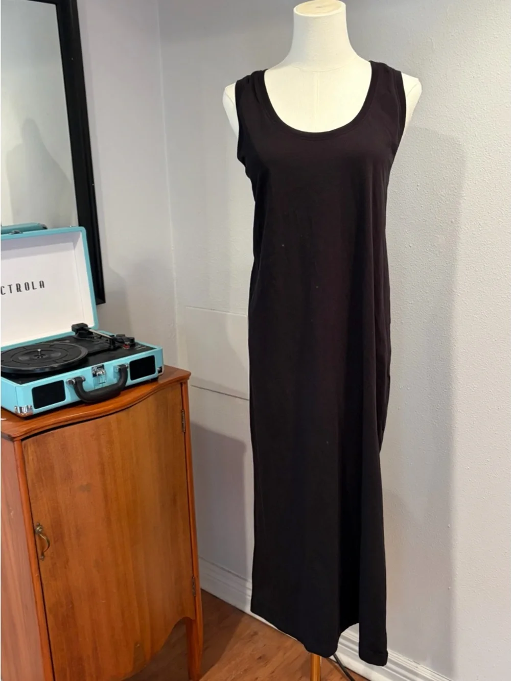 PACT Organic Cotton Black Maxi Dress, Size Large, Athleisure dress, casual dress - Picture 2 of 7